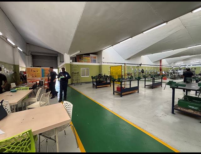 912M² WAREHOUSE TO LET IN BEACONVALE